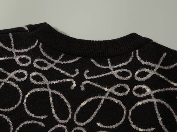 ブランドセーター全体デザイン